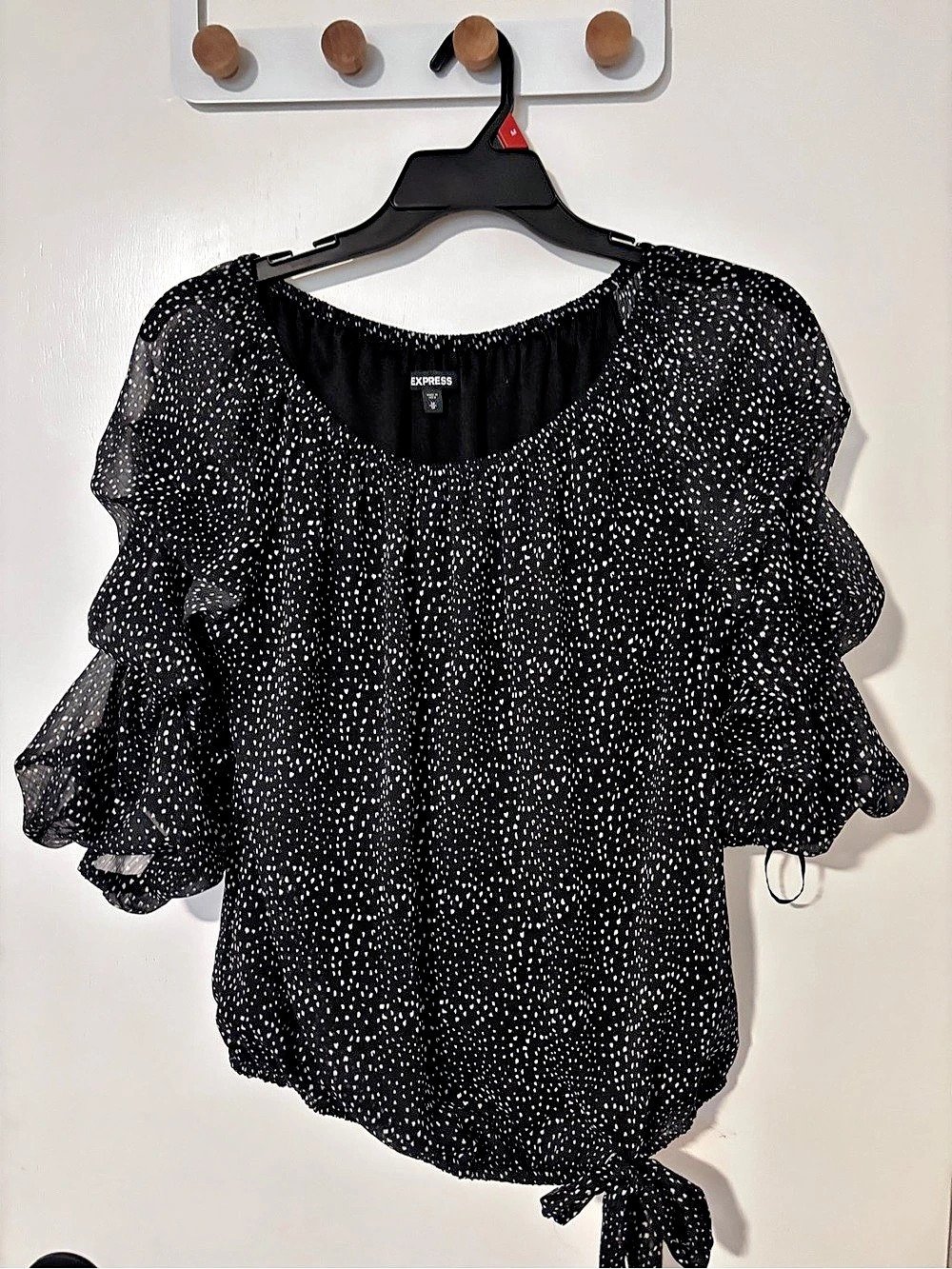 Express Polka Dot Ruffle Sleeve Blouse in Black & White Size Medium